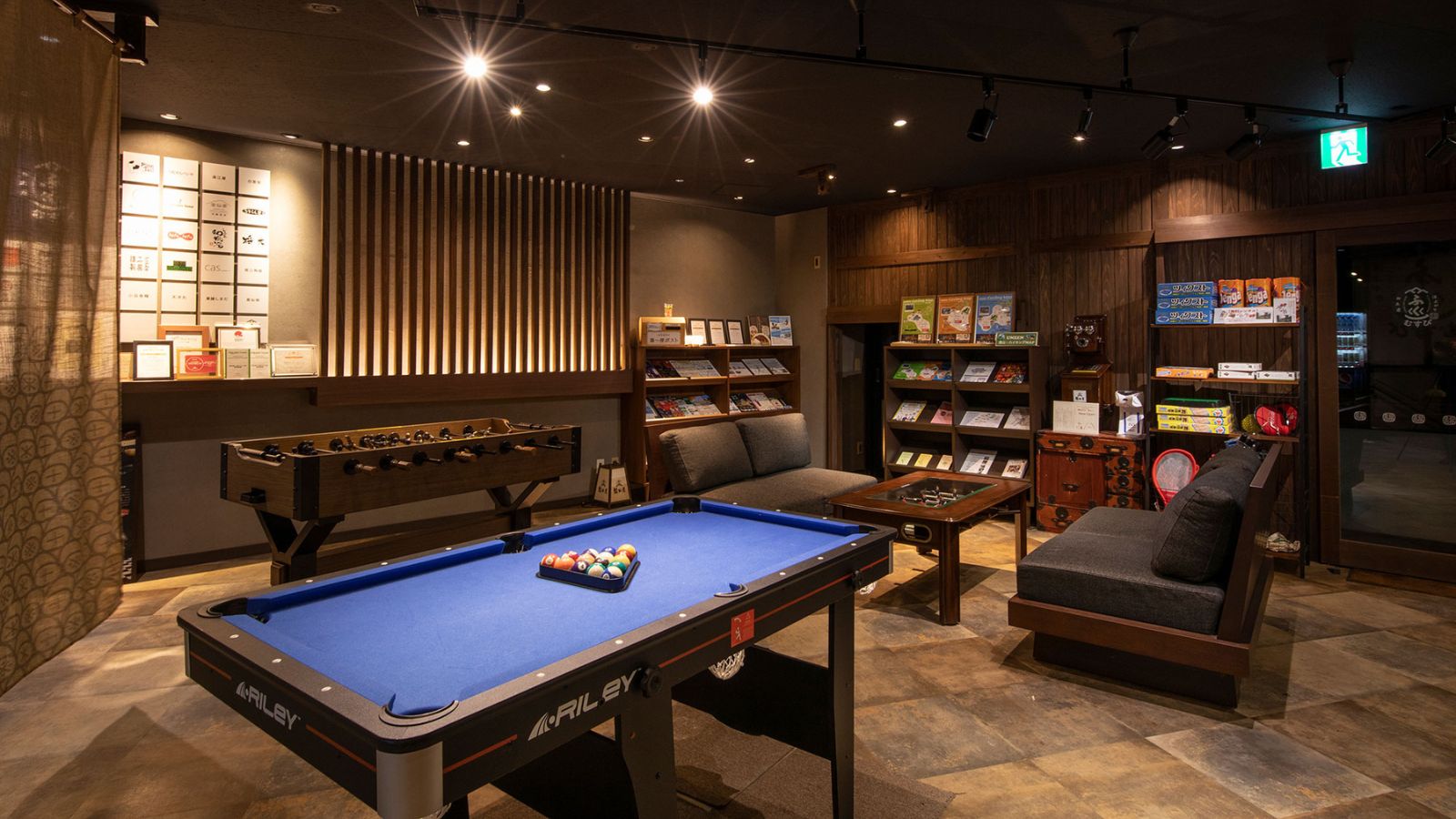 プレイスペース