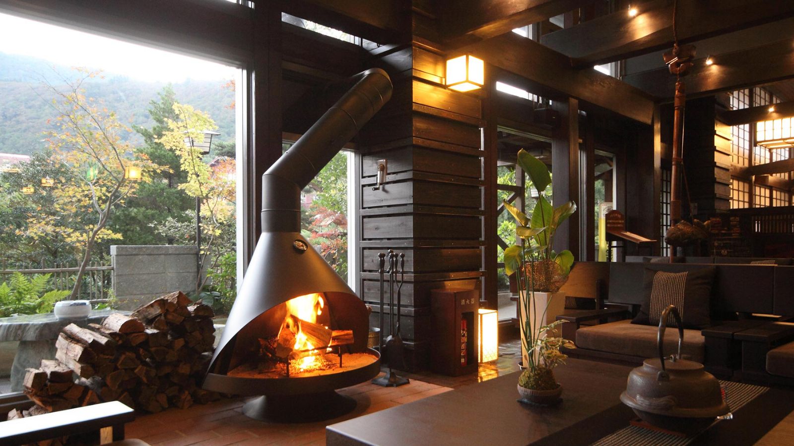 ロビーラウンジ「DANRO」