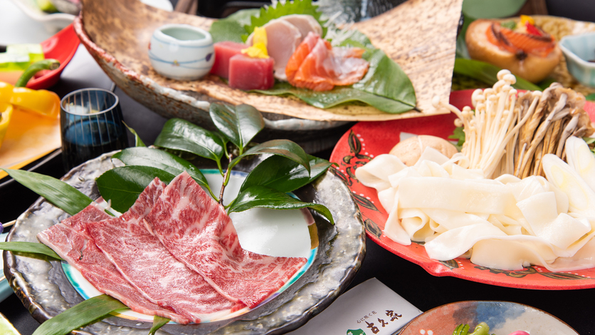 ★【夕食グレードアップ】コクうま！とろける上州すき焼き会席/黄金の湯源泉かけ流し温泉
