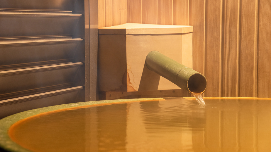 *【けやき】12.5畳の和室。黄金の湯の露天風呂付。