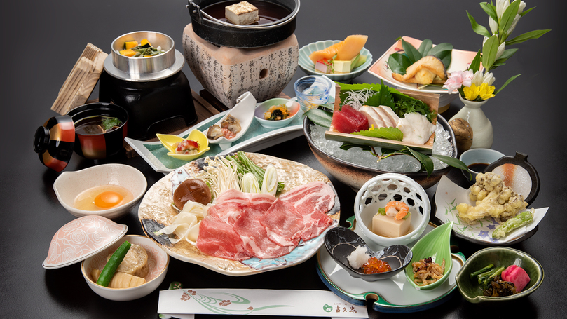 *【夕食一例】和豚もちぶたのすき焼きが好評です