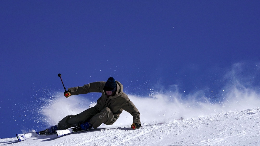 【スキー写真撮影講座】迫力あるスキー写真の撮影をご指導いたします