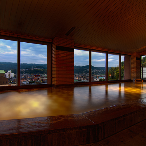 ห้องอาบน้ำชมวิวชั้นบนสุด