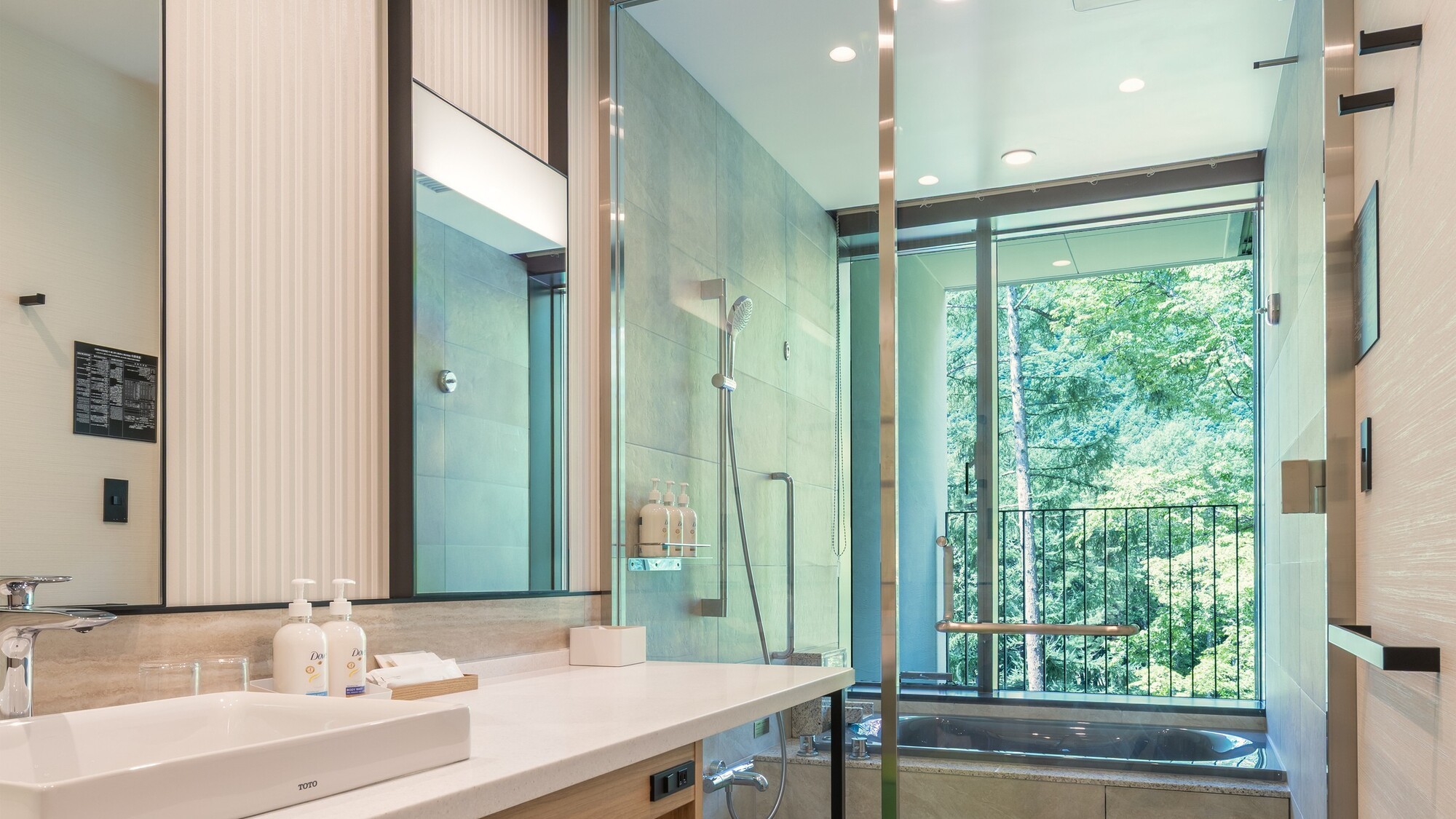 新館和洋室　洗面スペース