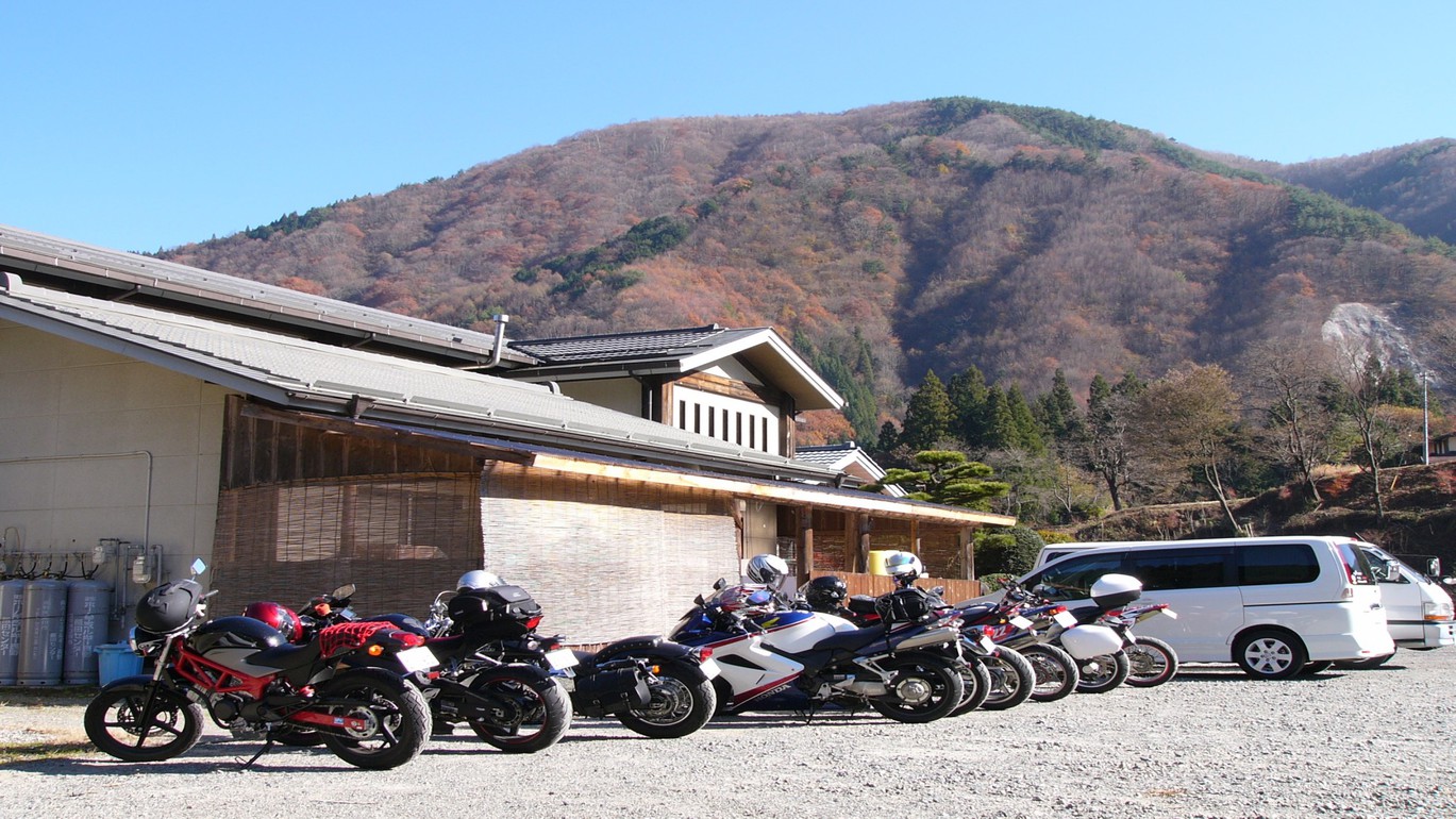 『ツーリング・サイクリングなど途中御宿泊　屋根付き駐車と洗濯OK