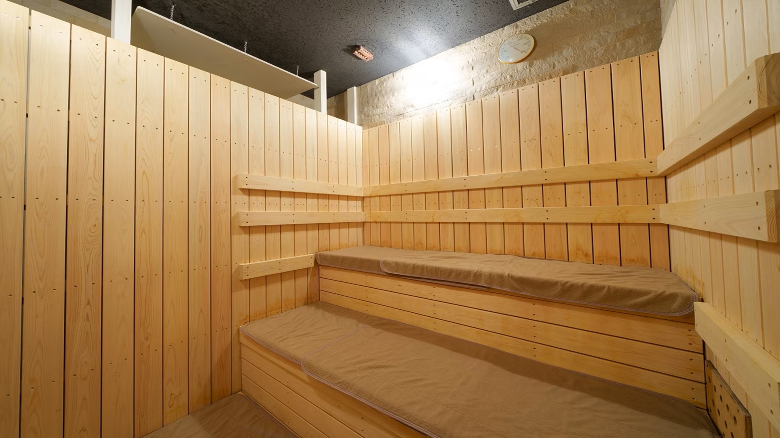 【男子大浴殿】サウナ