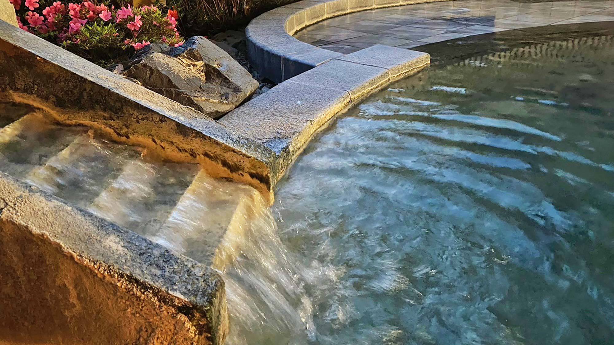 誰にも邪魔されない二人の時間【個室食＋貸切風呂＋囲炉裏付客室】＜美味少量会席＞