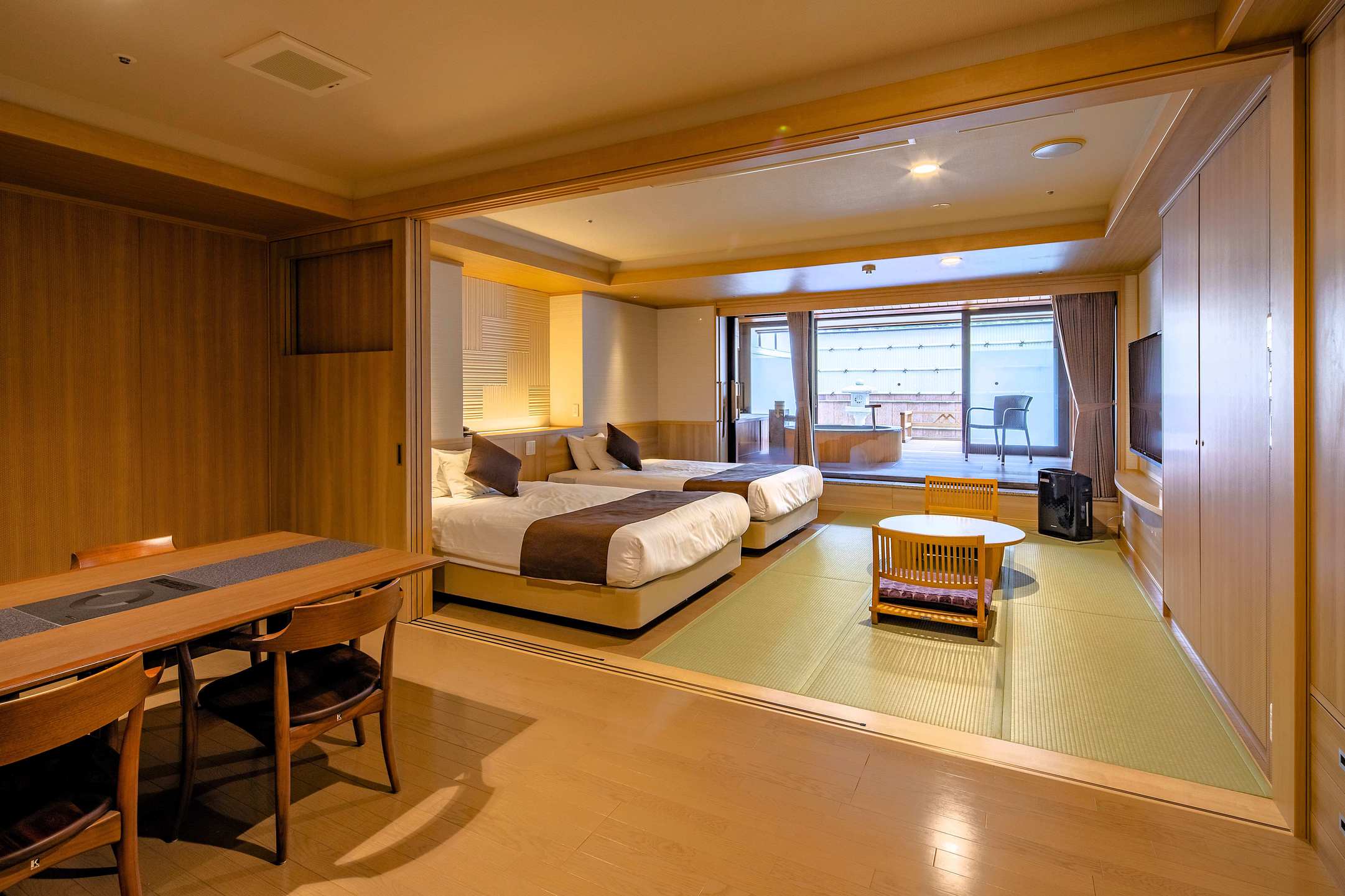 【山水亭】露天風呂付和洋室 一例