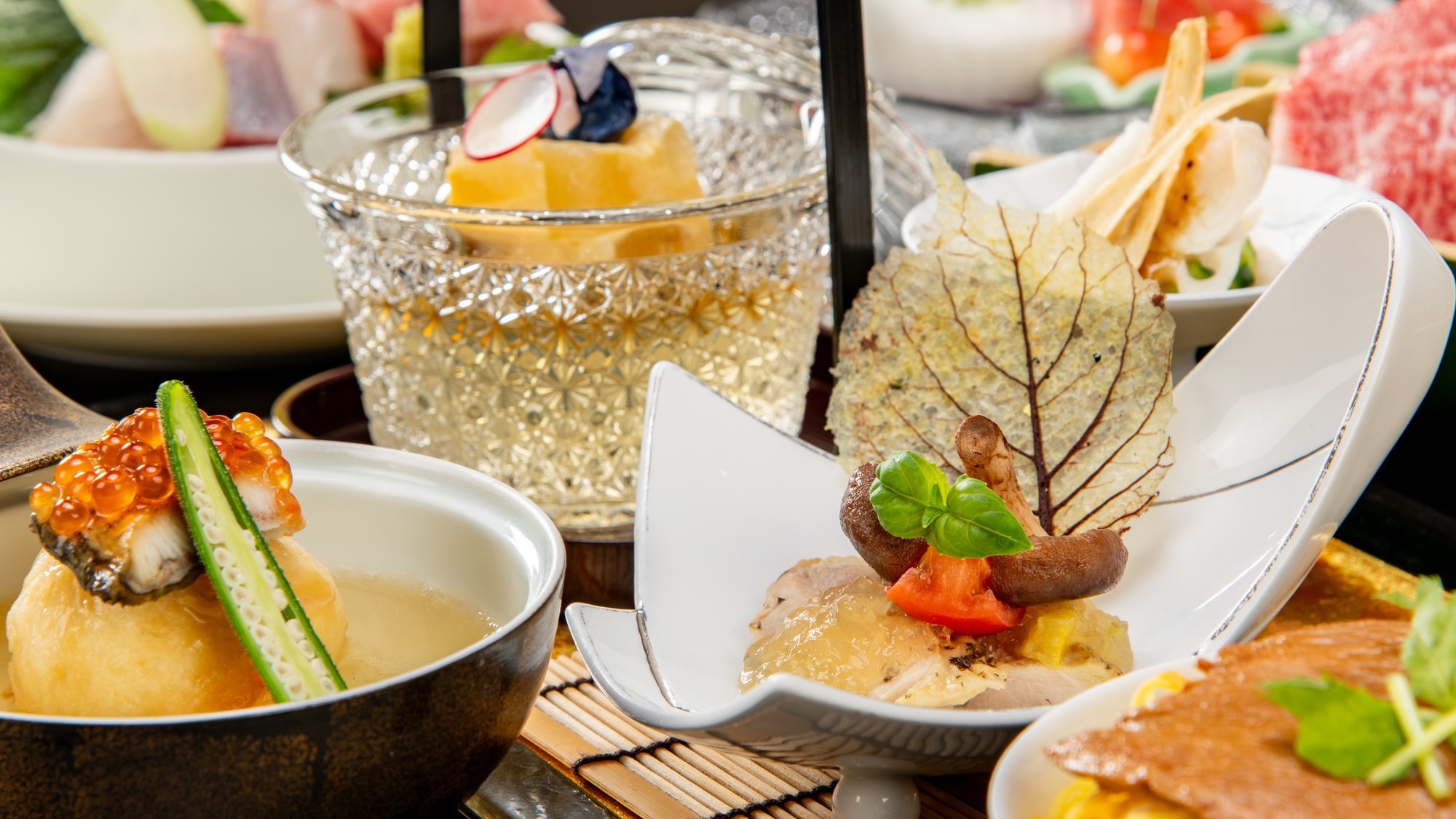 【グランシェフ特別会席膳プラン】　特選の旬食材を使用した最上級会席膳をお食事処で　予約時確認事項あり