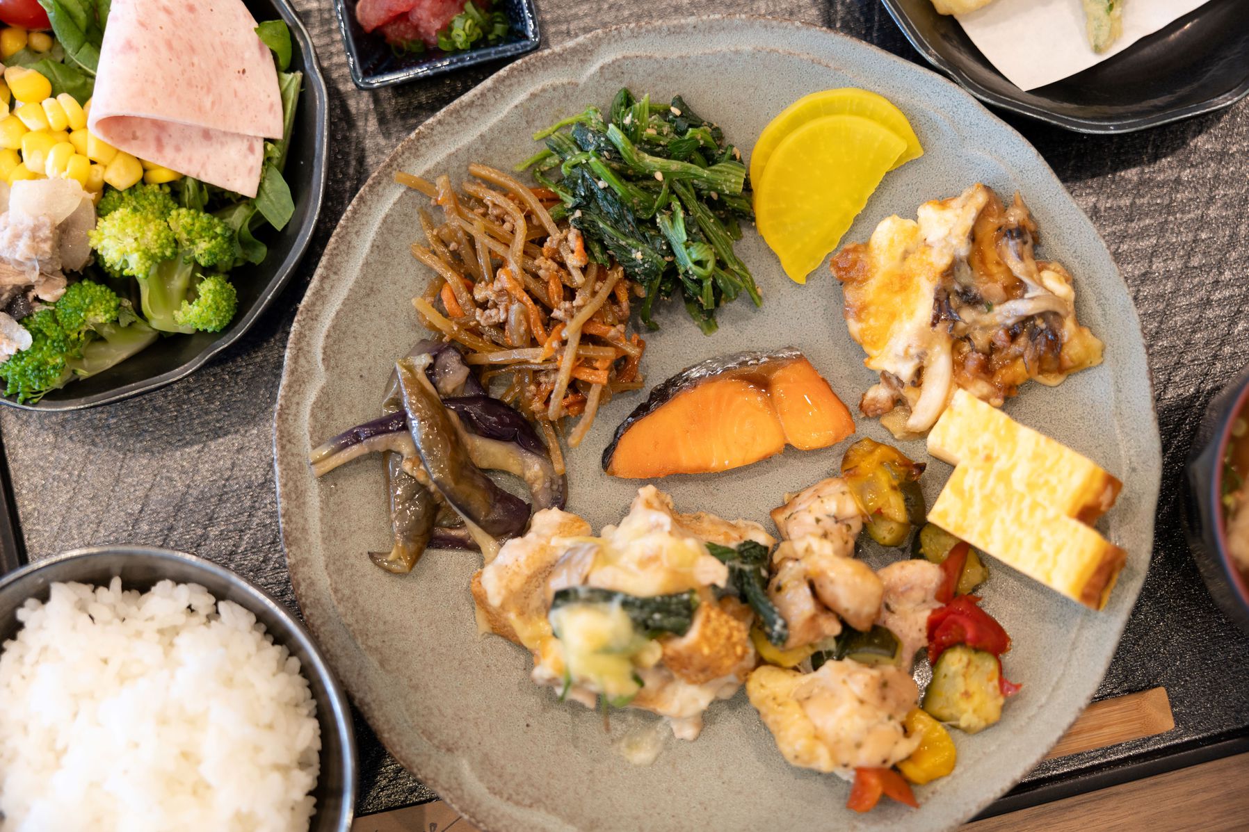 【露天風呂付客室　山水亭プラン】　夕食はお部屋食（4名様まで）　露天風呂付客室で最上級の会席膳を♪
