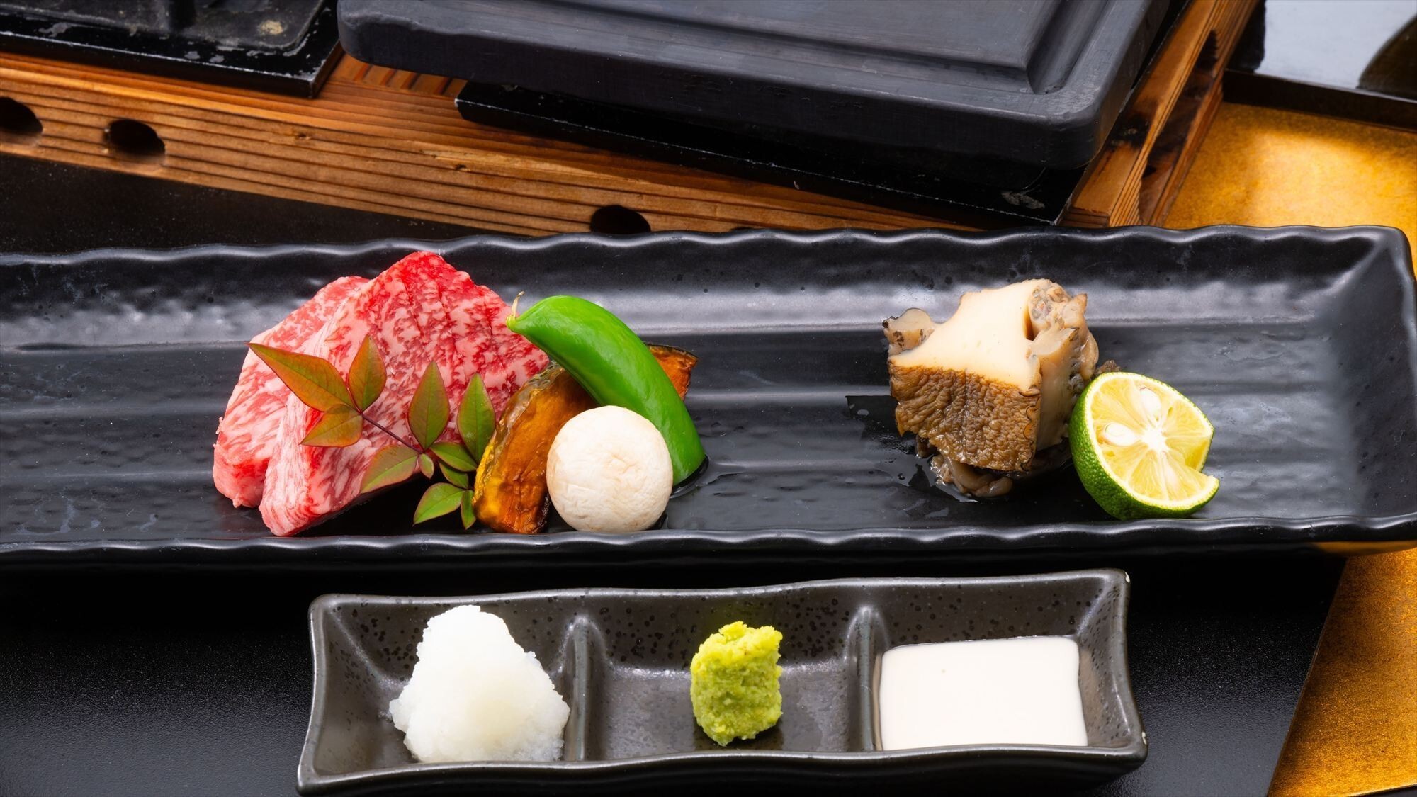 【菊水会席】群馬のブランド牛「赤城牛ステーキ」と肝ソースでいただく「鮑ステーキ」のWメイン