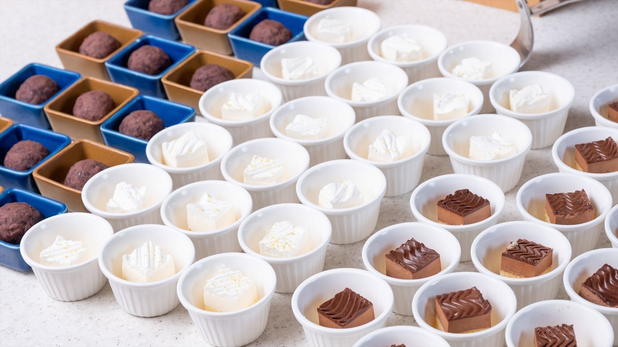 朝食は【和洋バイキング】