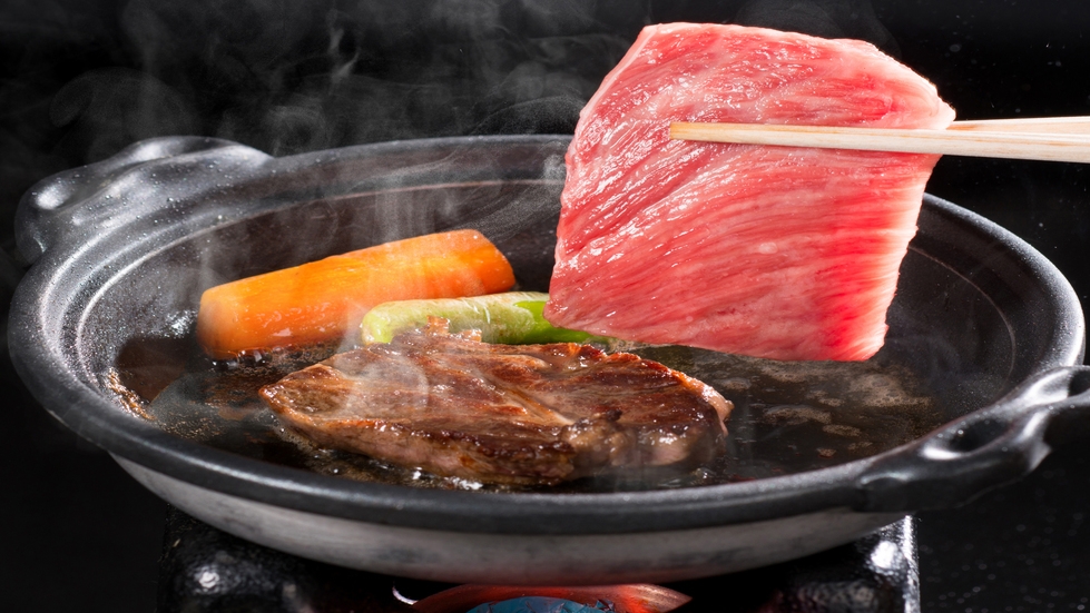 【デラックス／伊勢海老満喫＆松阪牛付プラン】ご夕食は個室確約☆伊勢海老と松阪牛を贅沢に食べたい方へ