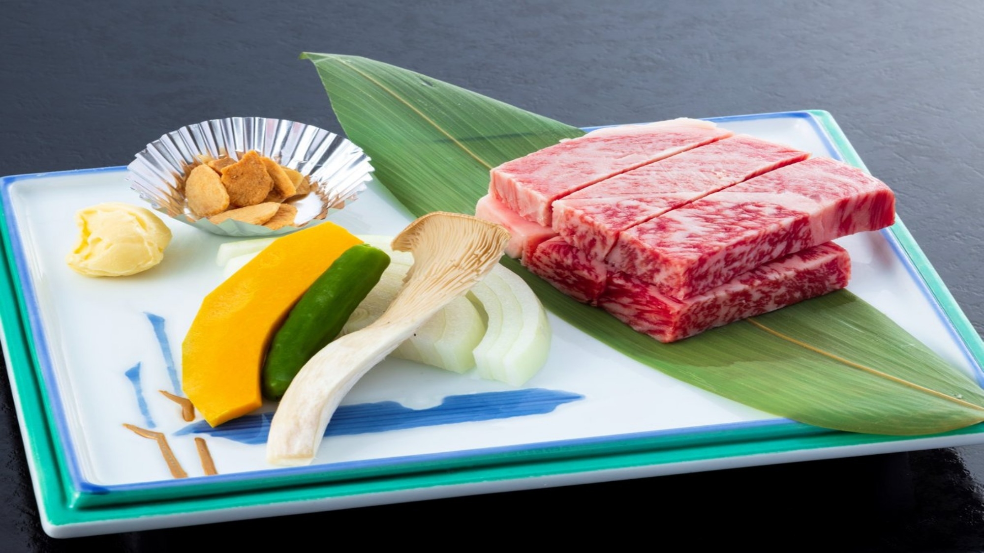 【昼の松阪牛会席】三重ブランド「松阪牛」のステーキがメイン！絶景露天風呂と共に