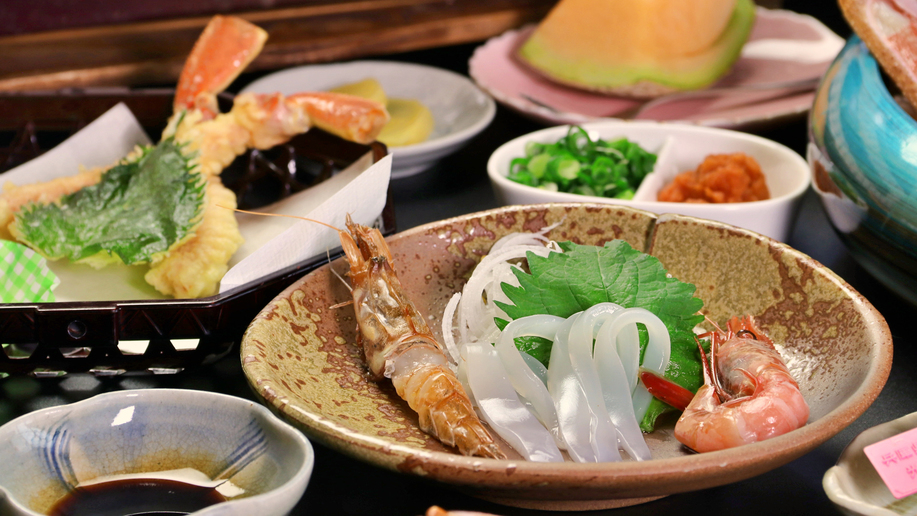 『イチオシ』満腹カニフルコース×冬の贅沢≪香住産松葉ガニ≫茹で蟹丸ごと1杯姿付〔お一人様2.7杯分〕