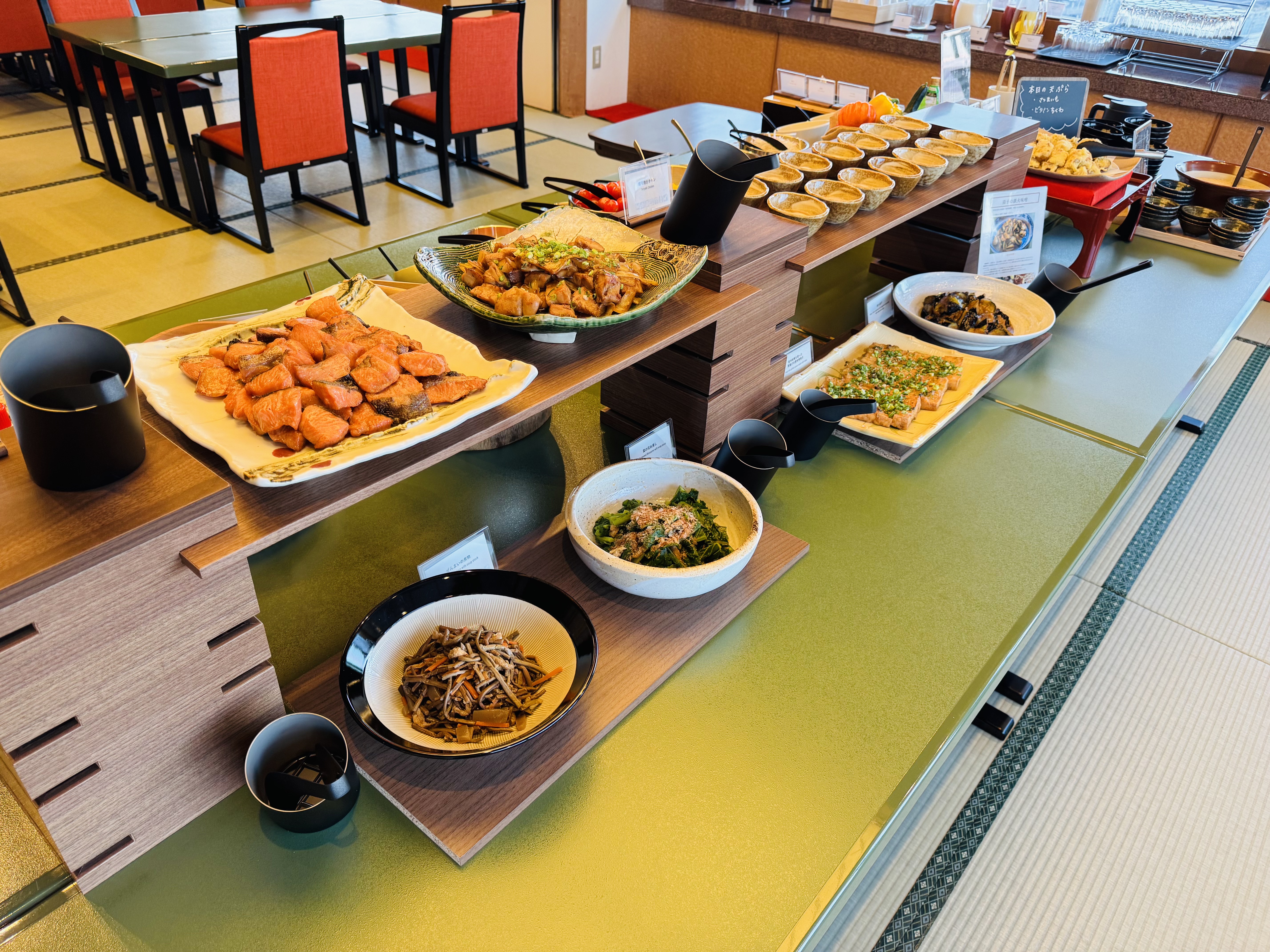ビュッフェ料理
