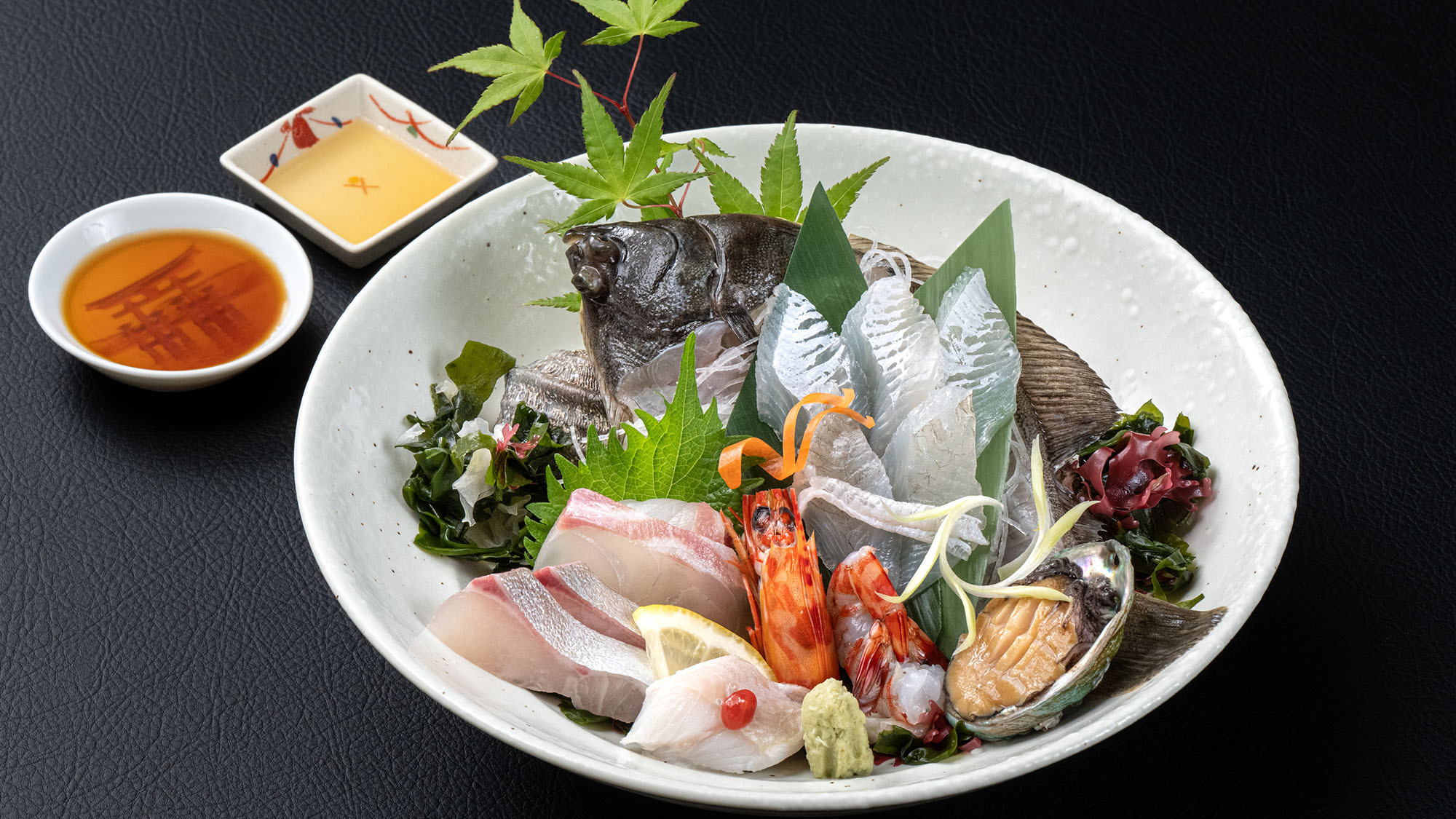 【グレードアップ料理-美味魚編イメージ-】活魚お造り盛り合わせ（6月-8月のお品書）