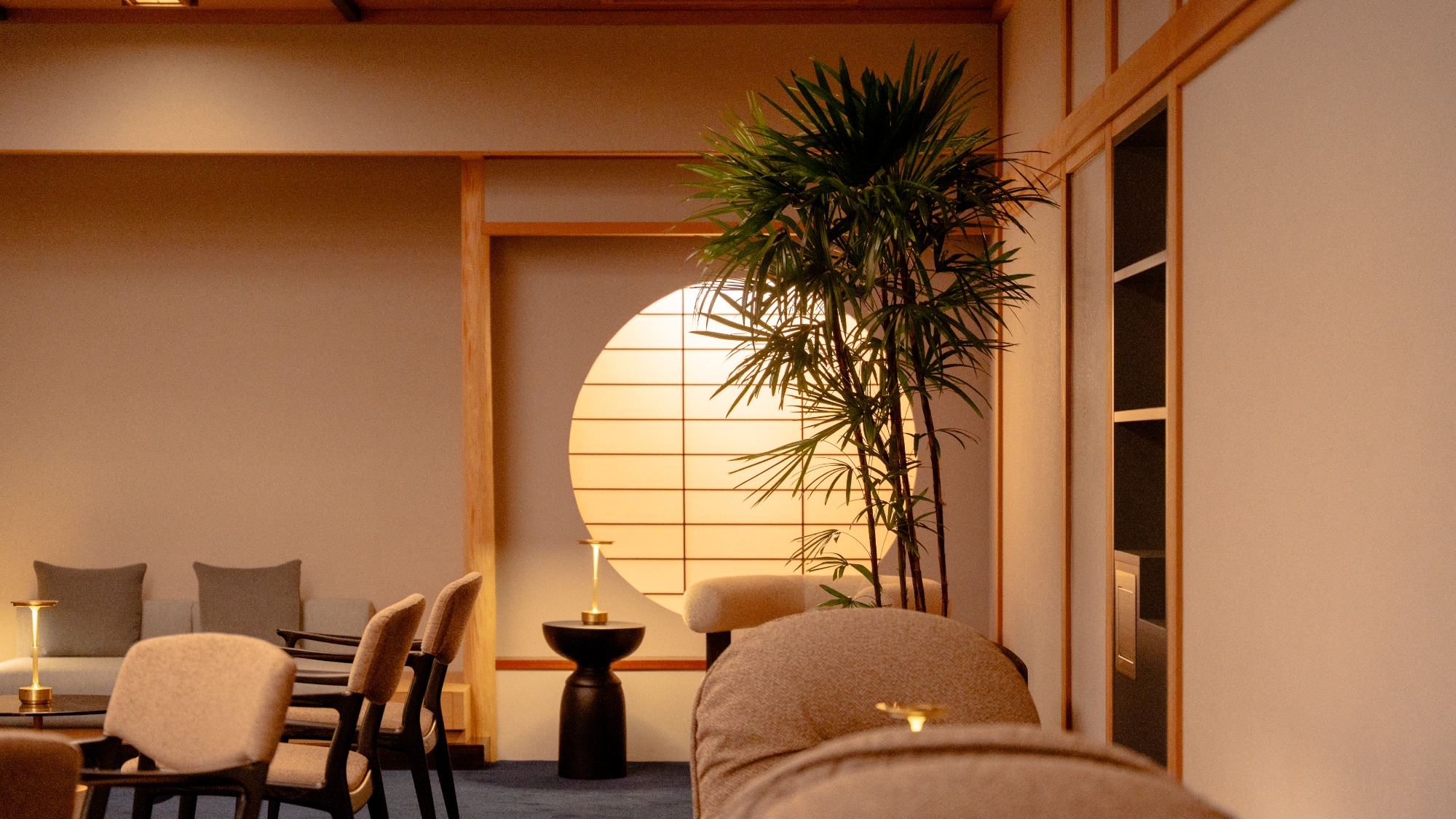 【湯上りラウンジ】