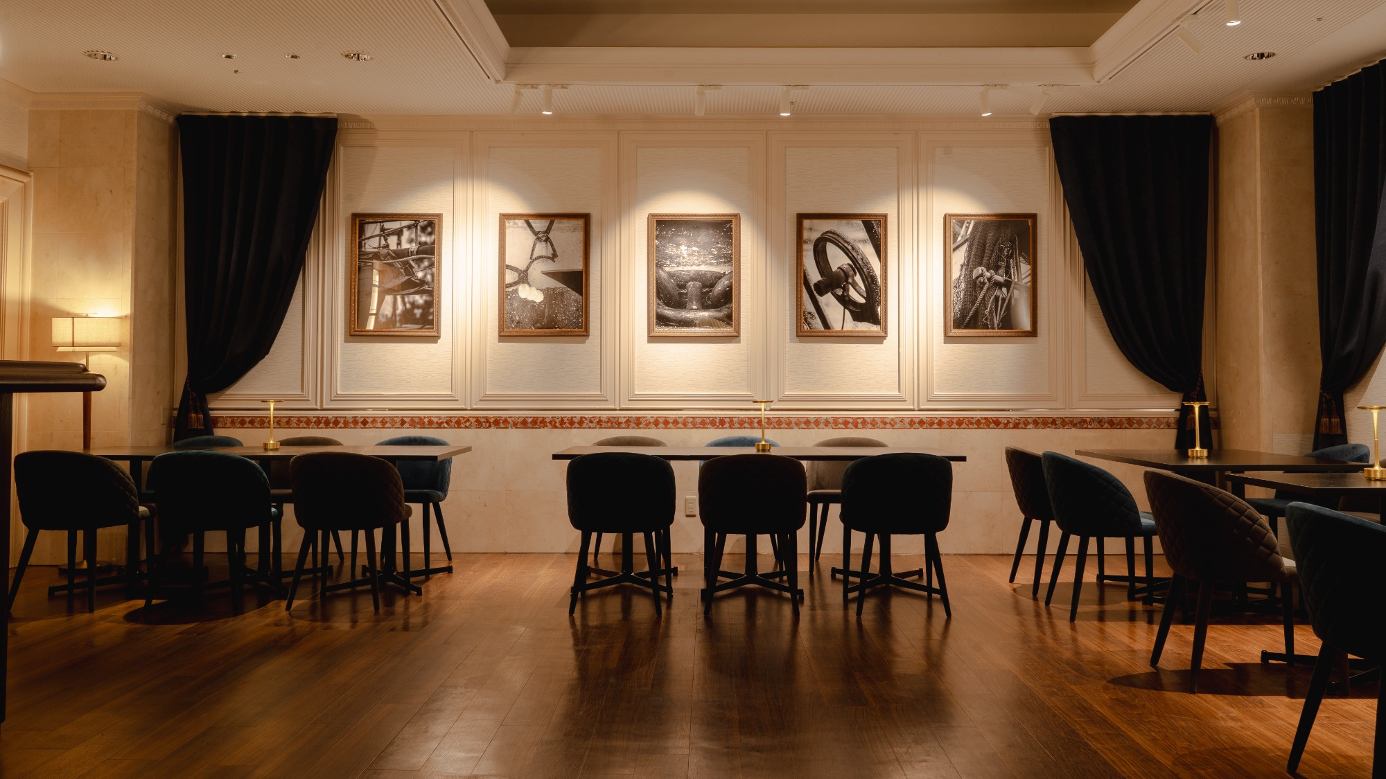 【レストラン】