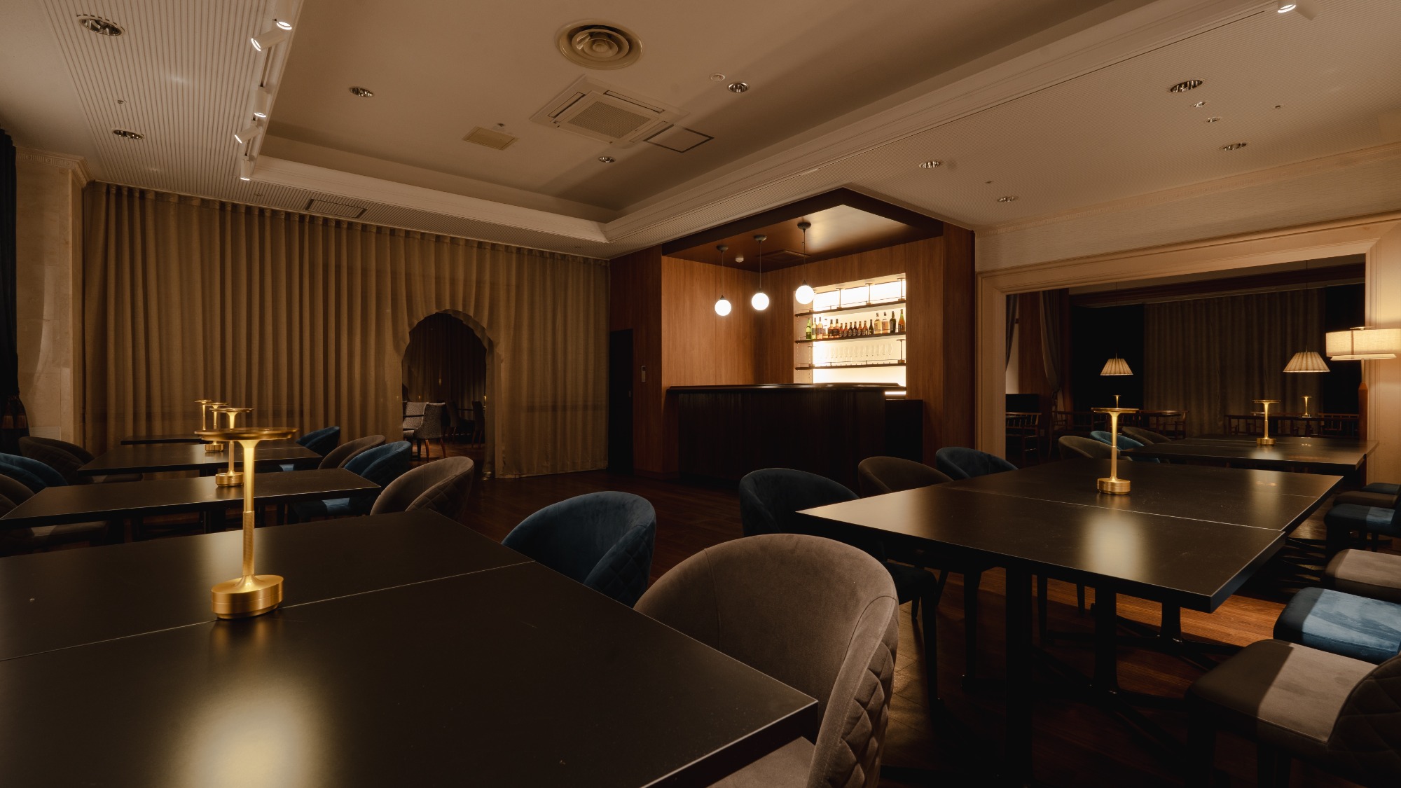 【レストラン】