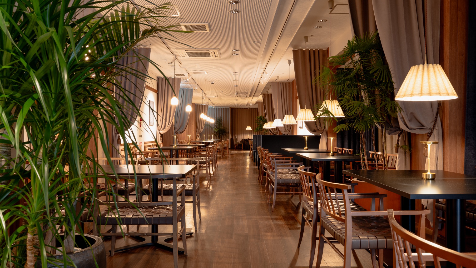 【レストラン】