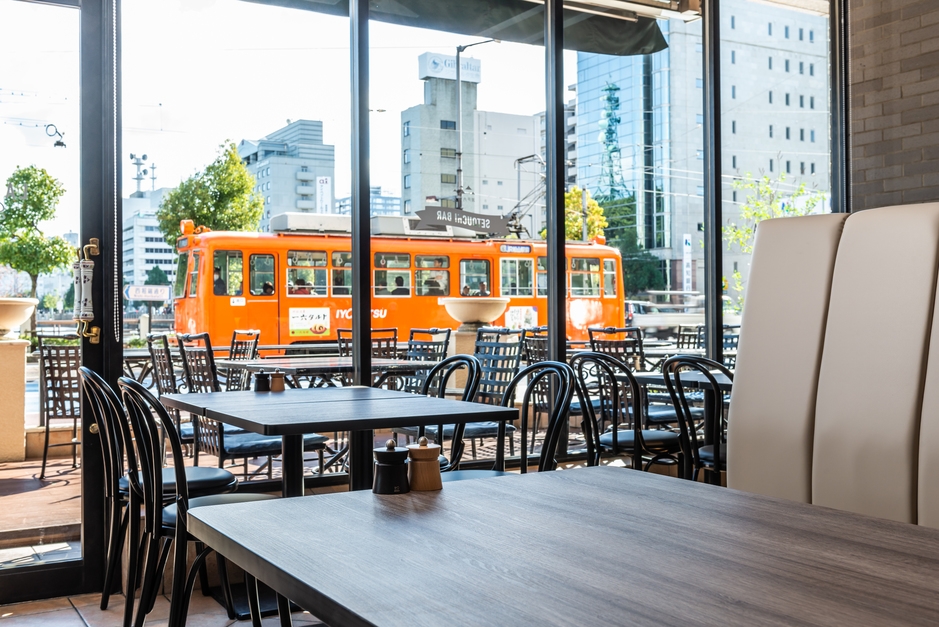 瀬戸内バル ラ・テラッツァで旬の味覚ディナーオーダーバイキングを堪能♪ 夕朝食付きプラン
