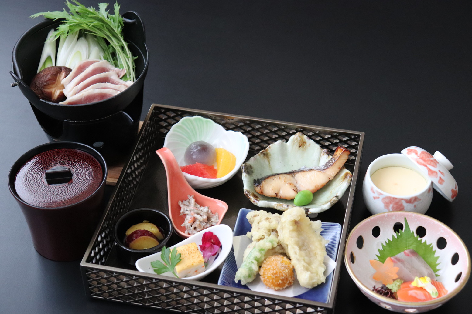 【レストランリニューアル】お得な夕食・朝食付き【なごみ御膳】プラン