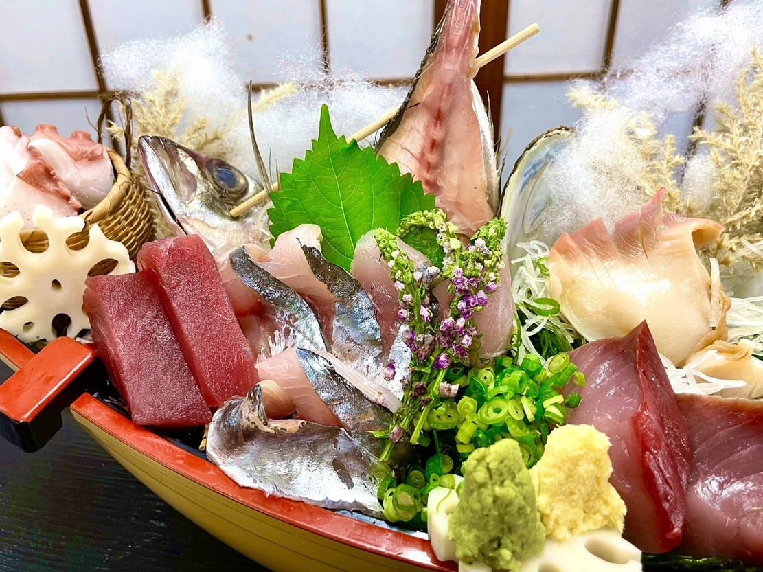 【海の幸が満載！舟盛りと海鮮鍋プラン】いわきの食材を活かした会席料理（２食付・２月末まで）