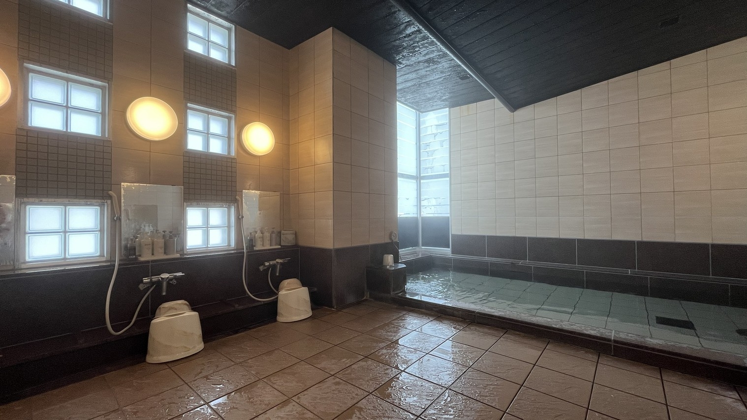 【 春SALE 】 ★大浴場完備★JR盛岡駅東口から徒歩3分★朝食バイキング無料