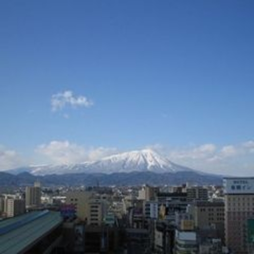 14階からは、天気が良い日は綺麗な岩手山が眺望頂けます！！