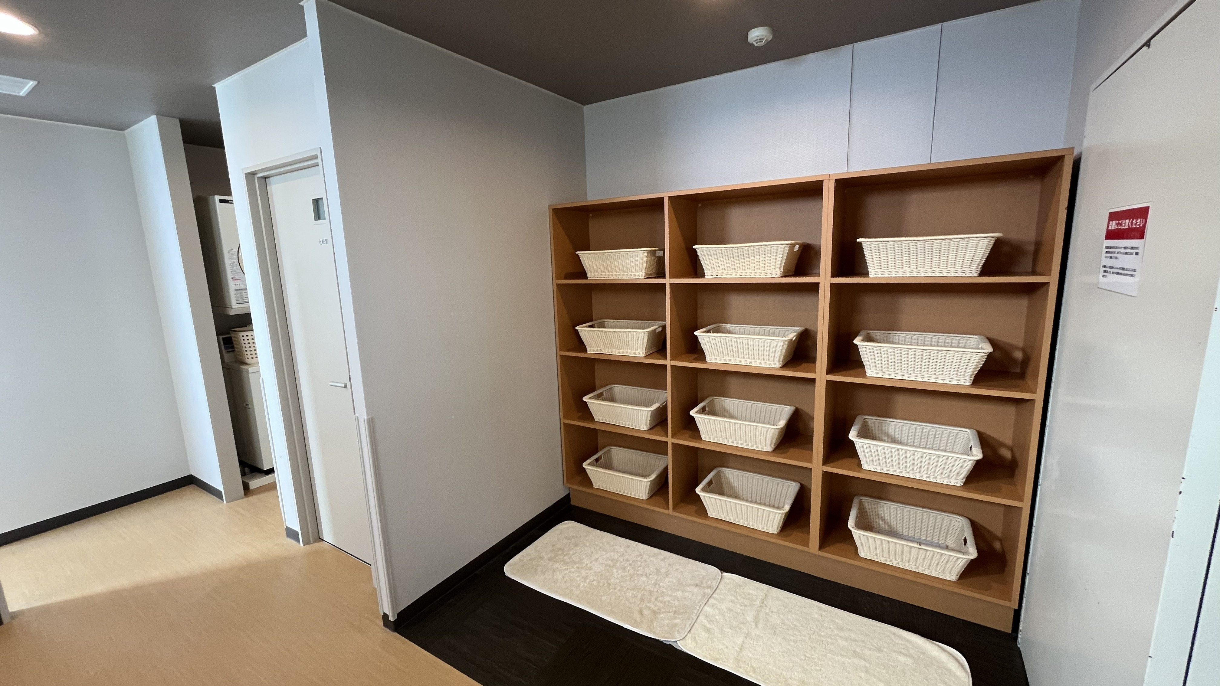 男性大浴場脱衣所