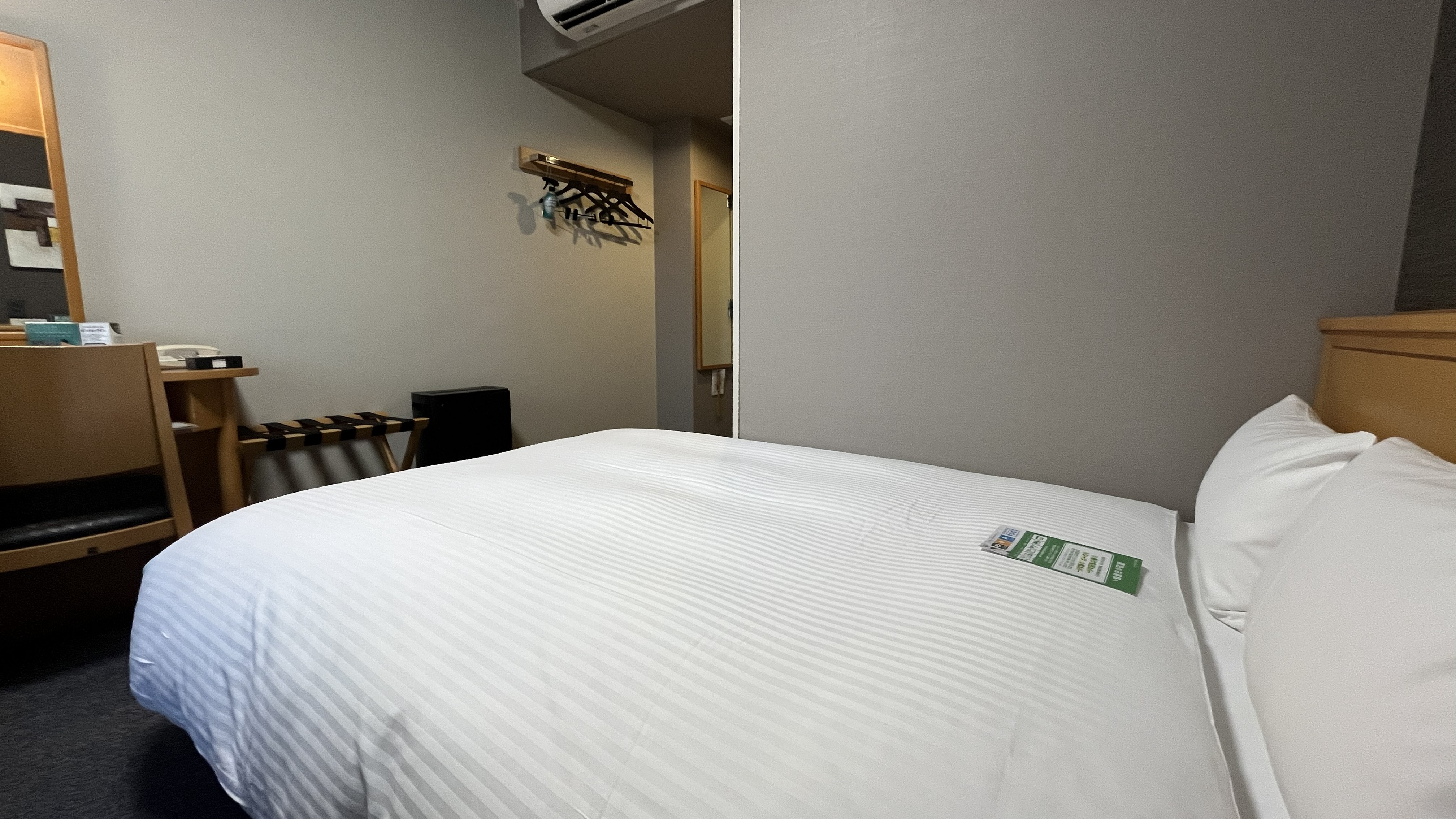 セミダブルルーム