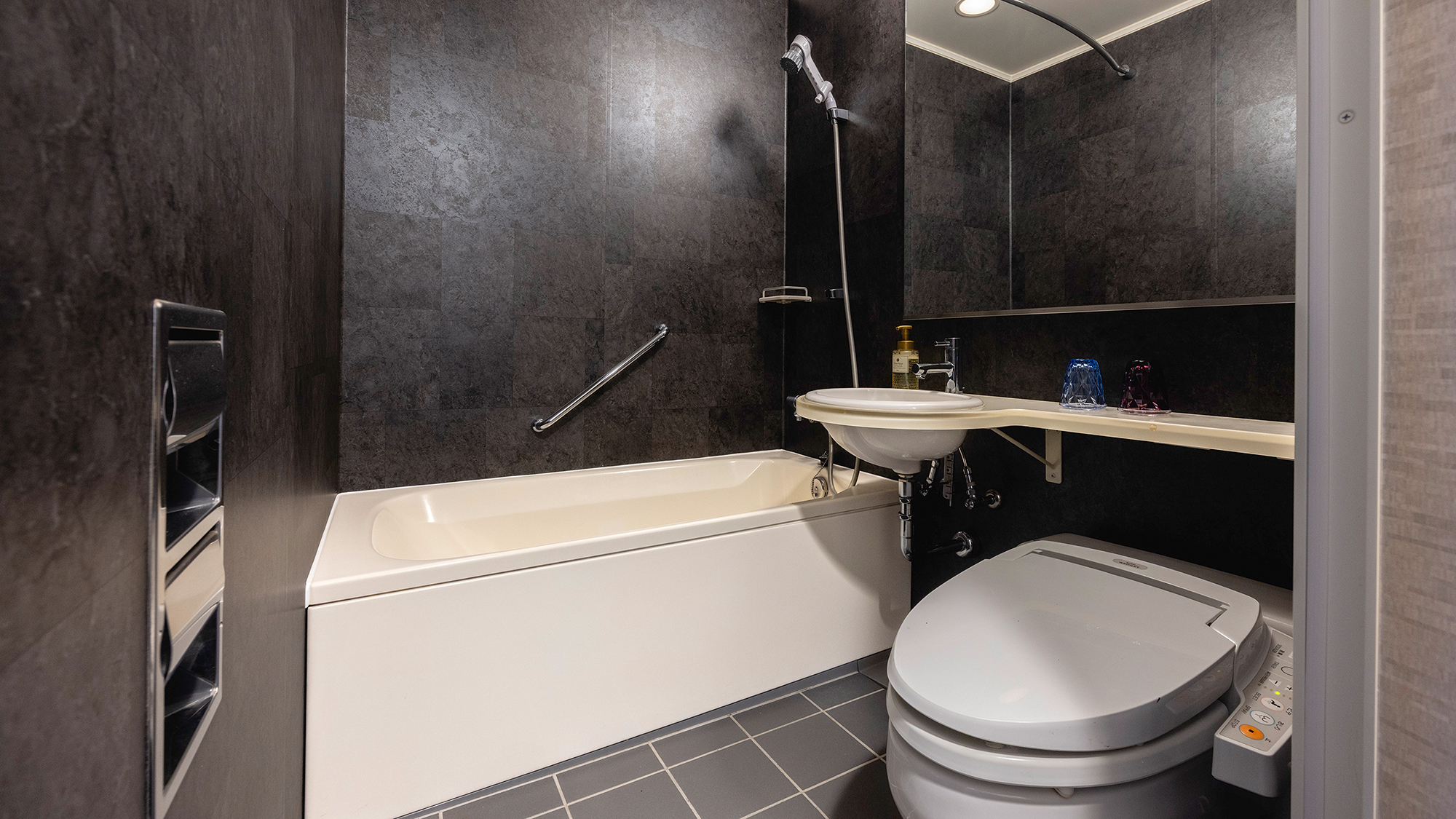 ＜2026年改装＞【高層階エグゼクティブフロア】デラックスツイン／禁煙・30平米（ツイン）