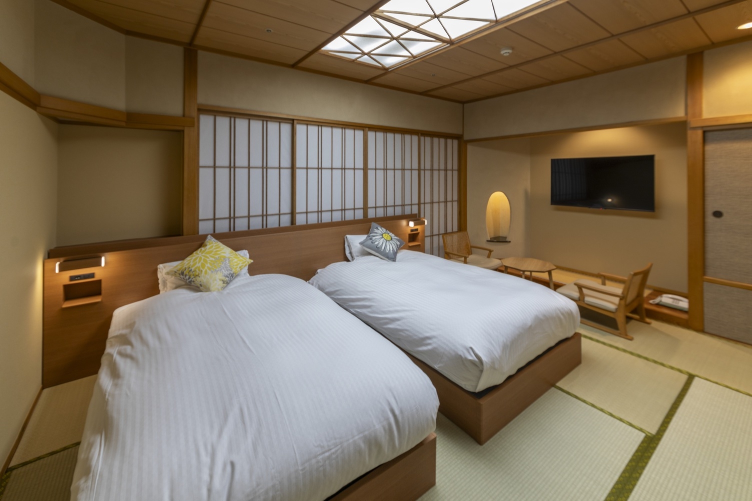 【 山翠館一間ベッド付和室宿泊】2名様限定×お食事場所お任せプラン