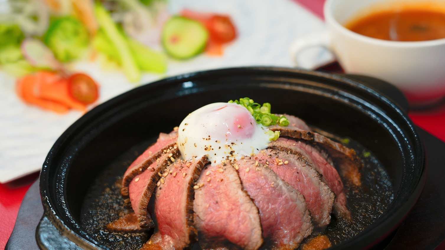【一杯で味わう、大分の贅沢！】豊後牛×蘭王とろける至福のローストビーフ丼プラン【2食付き】