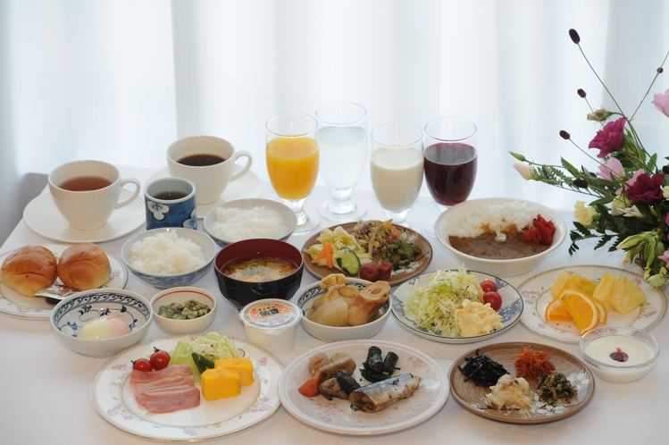 朝食バイキング-盛り付け例