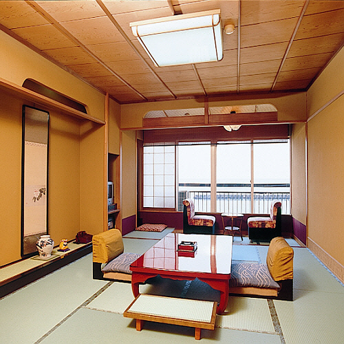 ห้องพักทั่วไป "ฮานาโชบุ" (ห้องสไตล์ญี่ปุ่น 10 เสื่อทาทามิ + ขอบกว้าง)