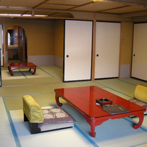 『次の間付き一般客室』 サイドオーシャンビューの8畳＋13.5畳