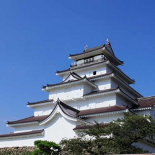 大河ドラマ「八重の桜」の舞台・会津藩の拠点として会津の歴史を見守ってきた鶴ヶ城