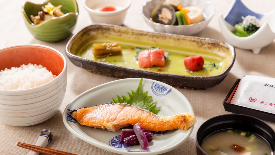 【早期特典30・朝食付】楽天トラベル限定ポイント8倍！和・洋の定食を「銀坐」で選択