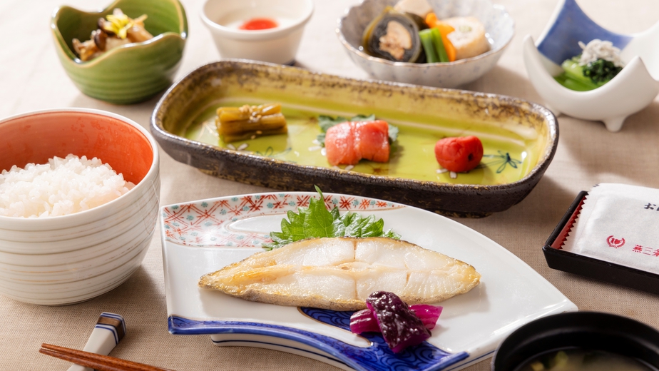 【早期特典14・朝食付】楽天トラベル限定ポイント6倍！和・洋の定食を「銀坐」で選択