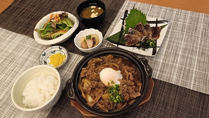 【1泊2食付】選べる4種の定食プラン (天麩羅盛り合わせ、牛すき煮、煮魚、和牛ホルモン鉄板焼)