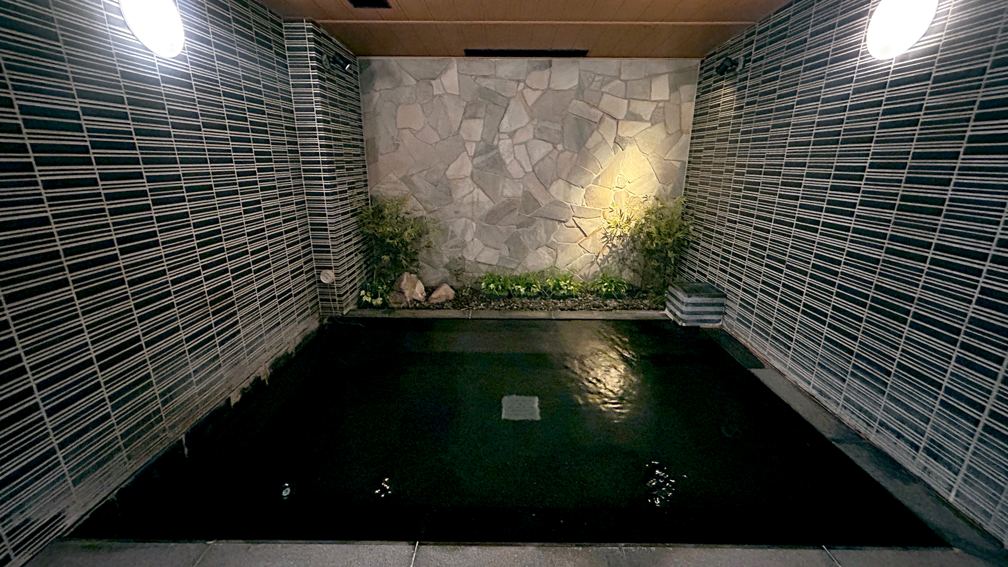 博多天然温泉「旅人の湯」ホテルルートイン博多駅前　－博多口－ - 写真 11