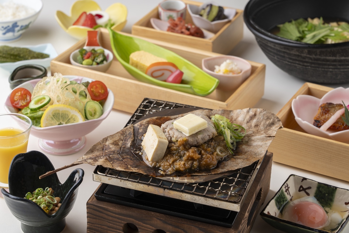 ★2025春リニューアル【直前割】夕食は20時から＆夕食内容は宿お任せ☆お得に温泉旅♪（リラぎふ）