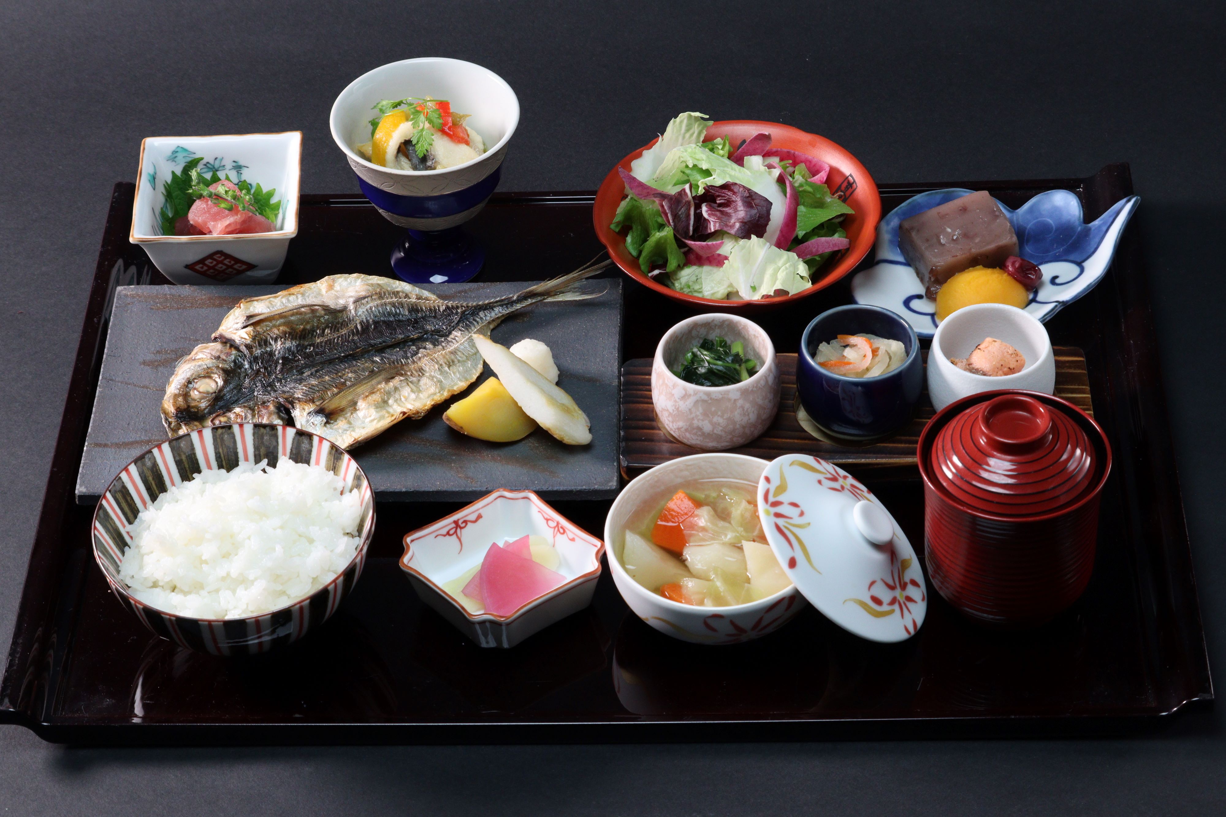 【朝食】低アレルゲンメニュー　ご希望の場合はご宿泊日の2日前までに宿にご連絡ください。