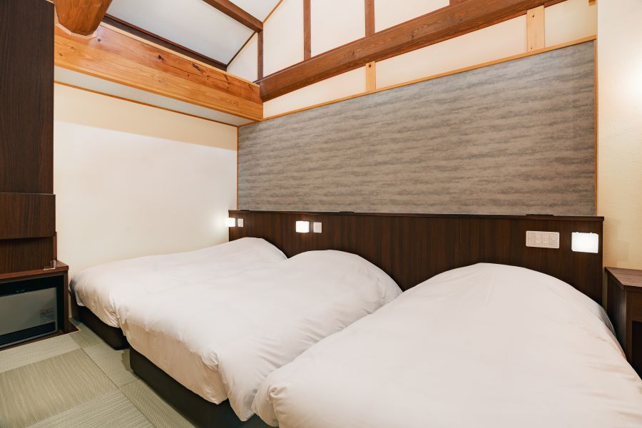 特別室(4名定員)【温泉露天風呂&足湯付】別棟：姫子松の抄　寝室イメージ