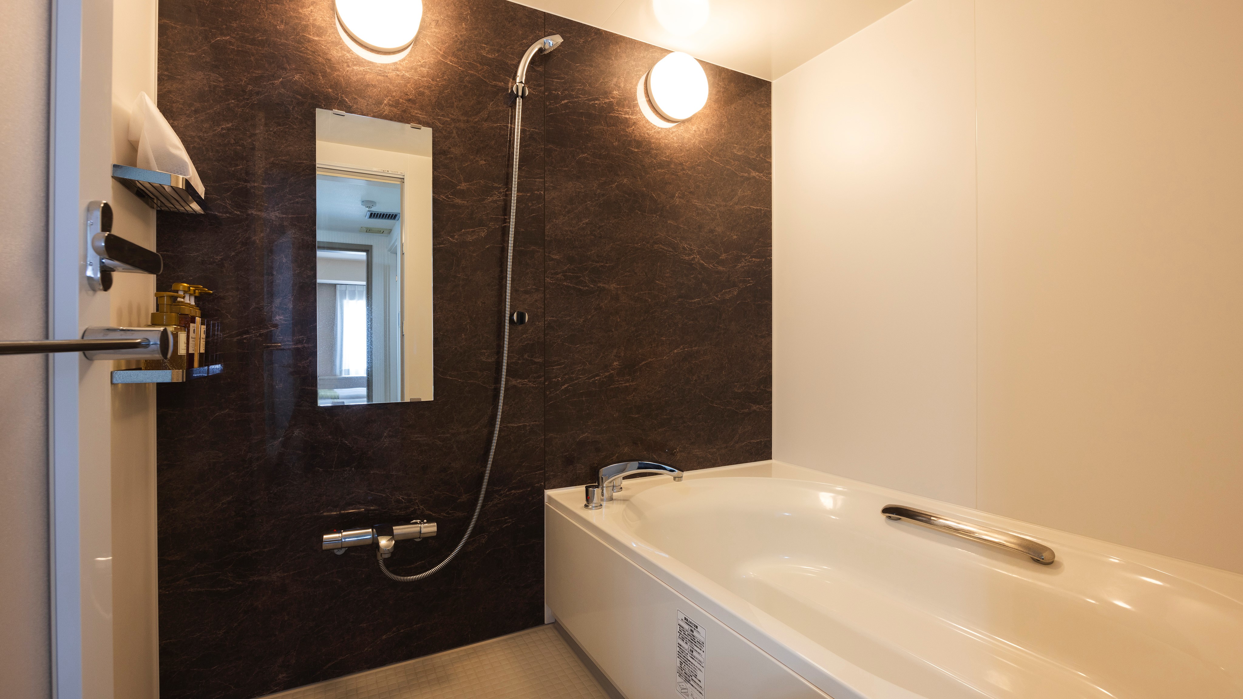 デラックスツインルーム／3点独立水回り