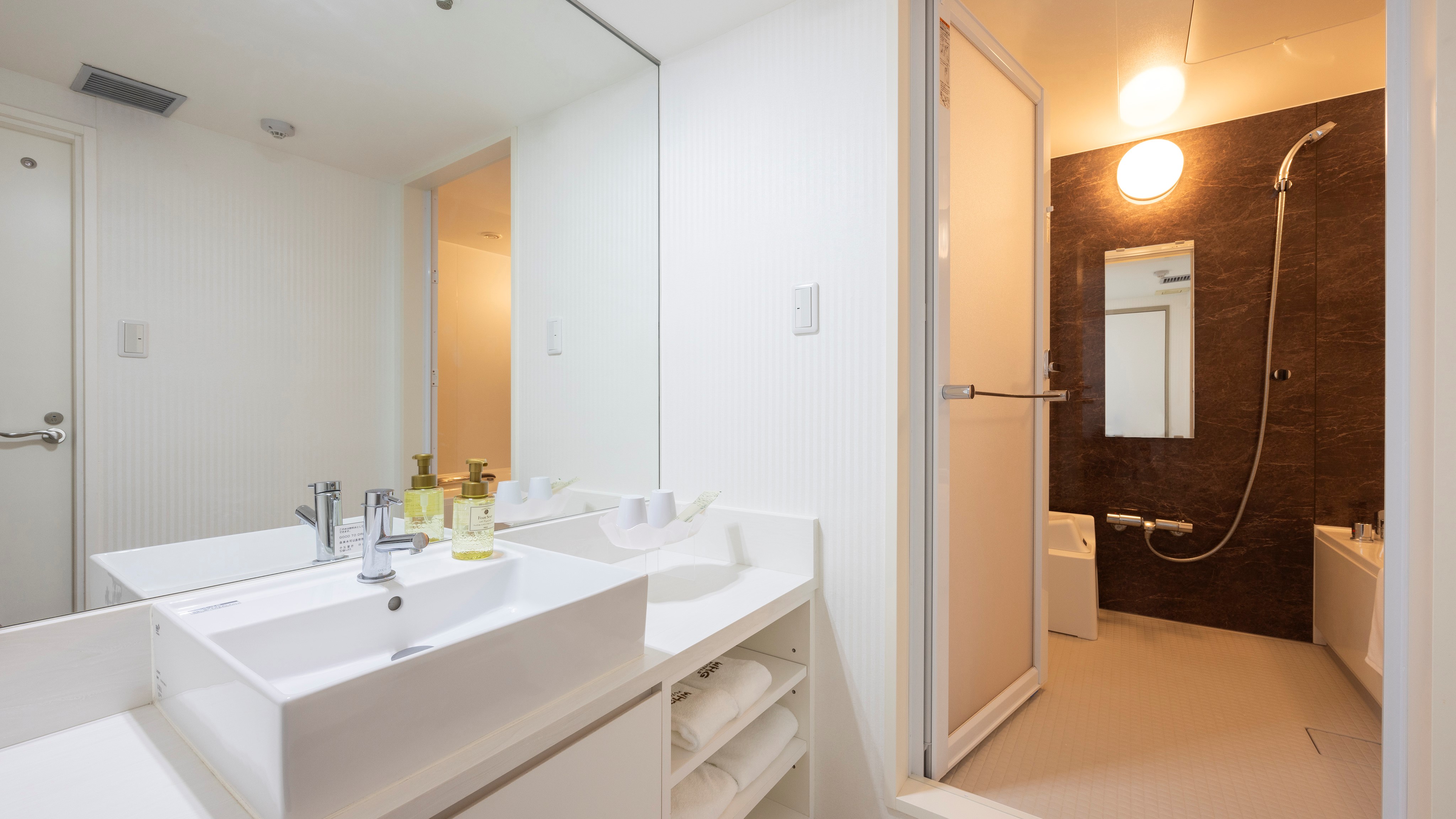 デラックスツインルーム／3点独立水回り