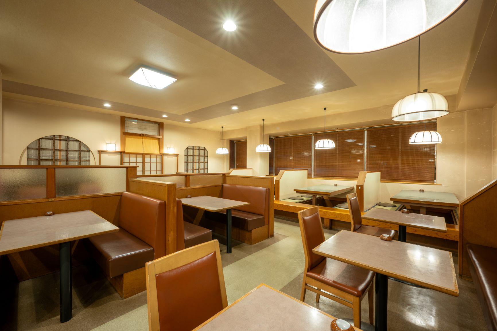 レストラン