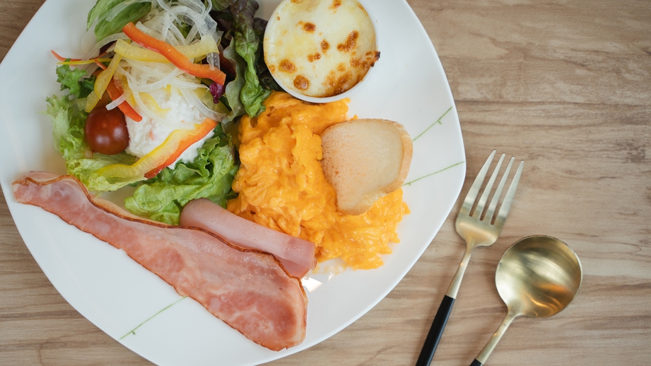 【朝食付】丹波の地卵を味わう＜和・洋・お粥選べる3種のメニュー＞で自由な朝をスタート！大浴場完備
